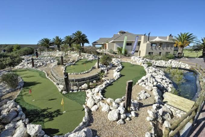 Ferienhaus The 14th At Lce Langebaan